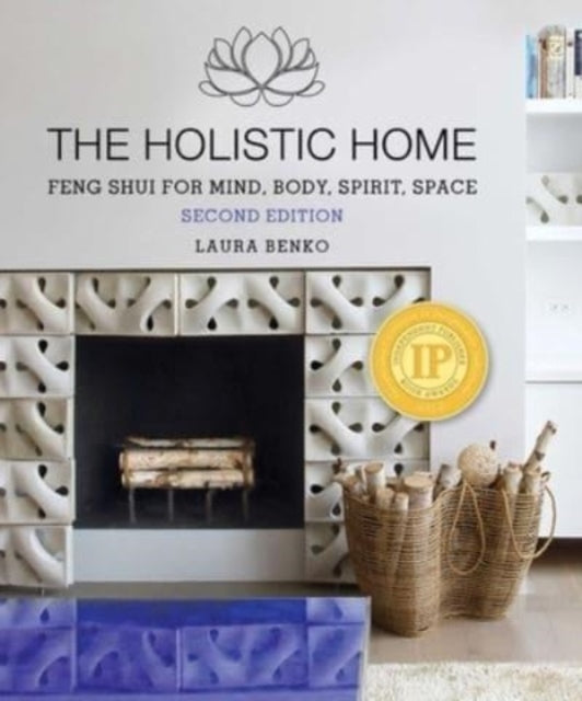 Book cover of: Holistic Home. By: Laura Benko
