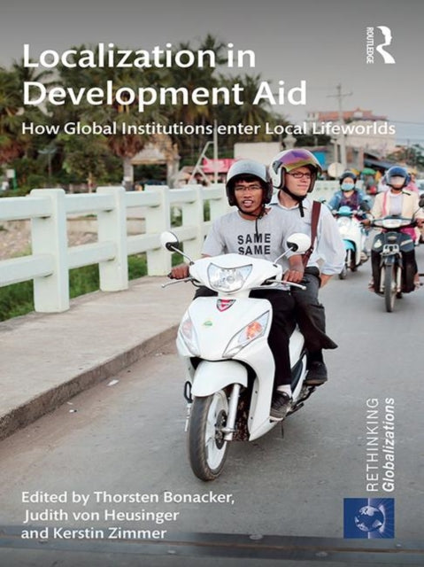 Book cover of: Localization in Development Aid