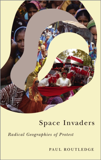 Book cover of: Space Invaders. By: Paul Routledge