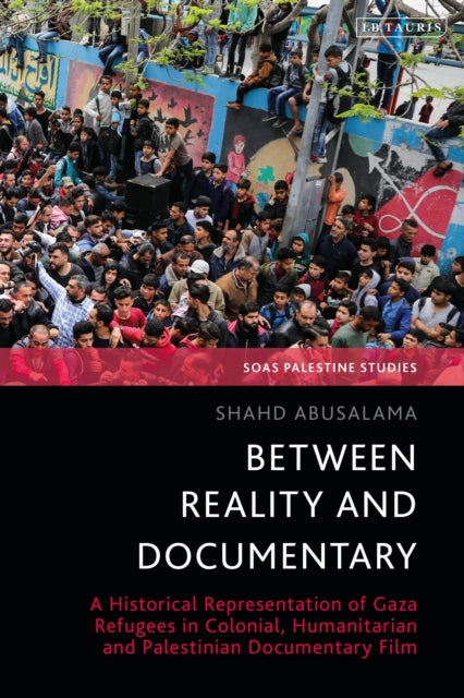 Book cover of: Between Reality and Documentary