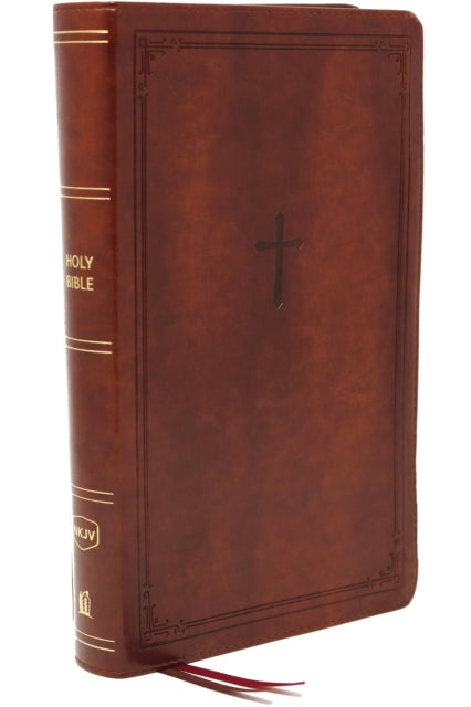 NKJV, End-of-Verse Reference Bible, Personal Size Large Print, Leathersoft, Brown, Red Letter, Comfort Print, Holy Bible, New King James Version 9780785233596 Thomas Thomas Nelson