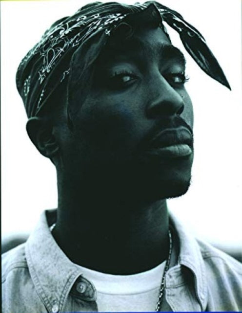 Book cover of: Tupac Shakur. By: Editors of Vibe