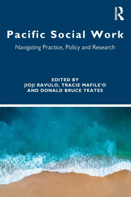 Book cover of: Pacific Social Work. By: Jioji Ravulo
