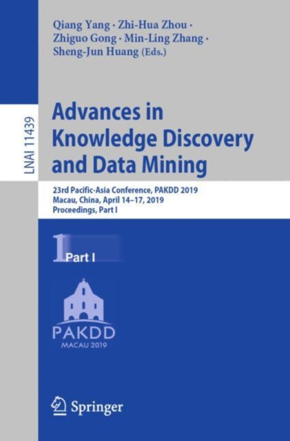 Book cover of: Advances in Knowledge Discovery and Data Mining. By: Qiang Yang