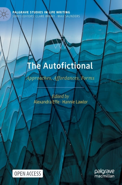 Book cover of: Autofictional. By: Alexandra Effe