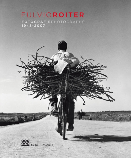 Book cover of: Fulvio Roiter. By: Denis Curti